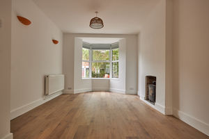 Living Room- click for photo gallery